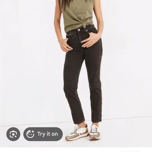 Madewell Perfect Vintagr Curvy Jeans in Black Wash